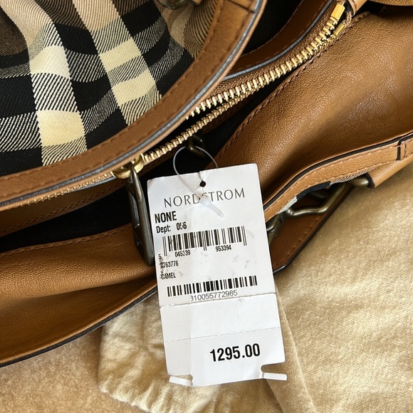 Burberry Brecon House Check Tote Bag - Picture 10 of 16